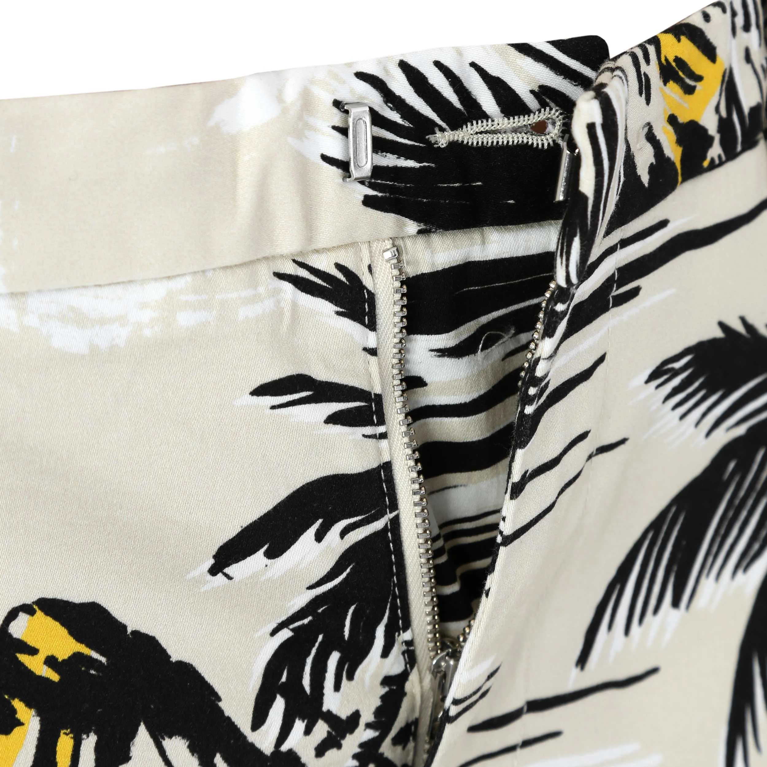 BOSS Slice Short2 Short in Tropical Cream Print